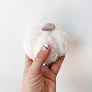 Citrouille fluffy blanc